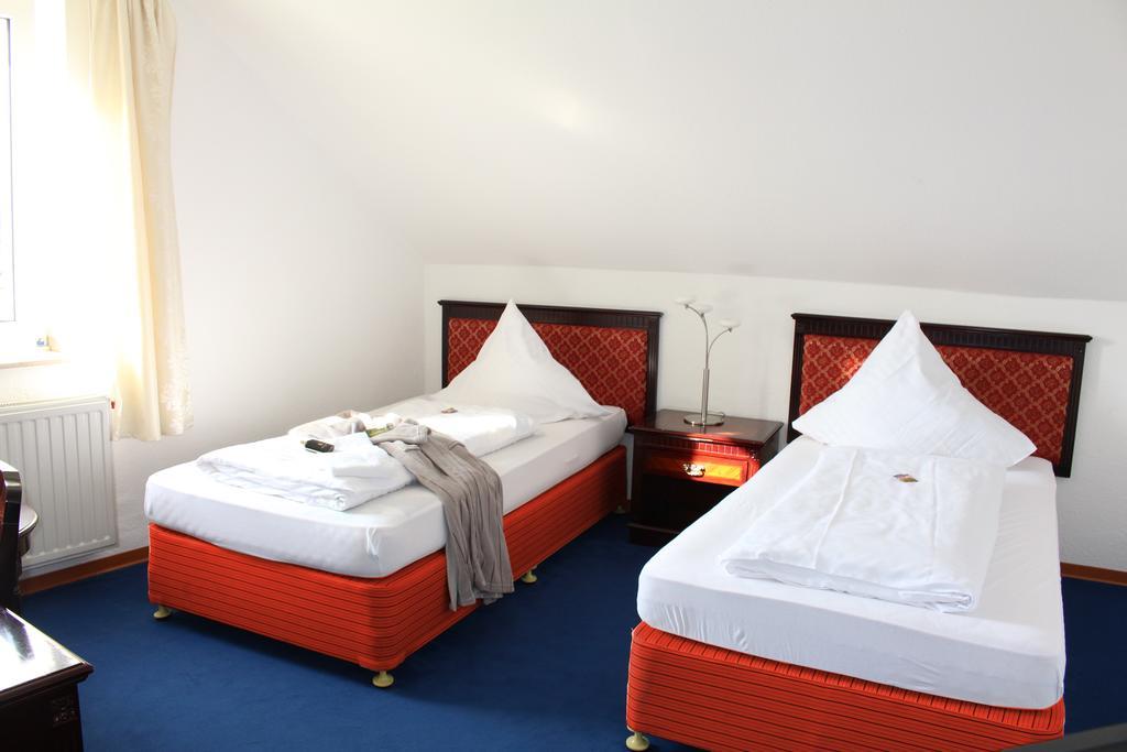 Hotel-Restaurant Heute Frechen Eksteriør bilde