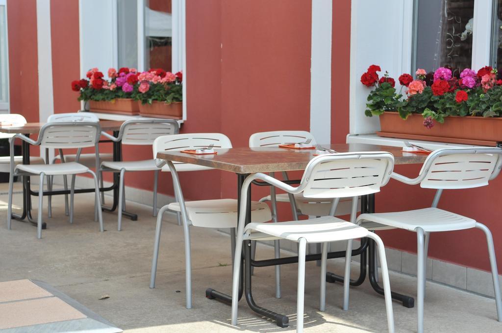 Hotel-Restaurant Heute Frechen Eksteriør bilde